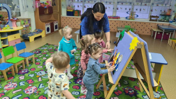 В группе раннего возраста была показана русская народная сказка " Репка" В группе раннего возраста была показана русская народная сказка " Репка".